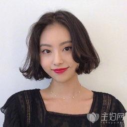头条发型女短发烫发,展现个性魅力的短发造型解析