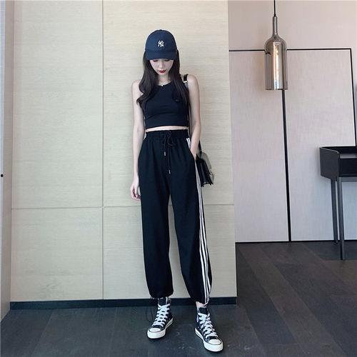 女初中生春季网红裤子,女初中生热爱的网红裤子风尚解析
