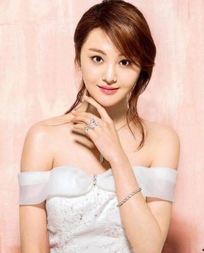 演艺圈明星艳史刘涛,演艺圈明星的蜕变与情感历程