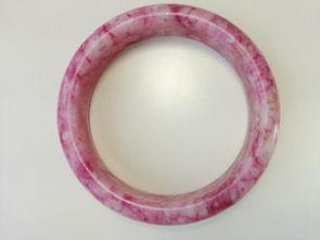 怎么看玉手镯边角料,匠心独运的再创造之旅